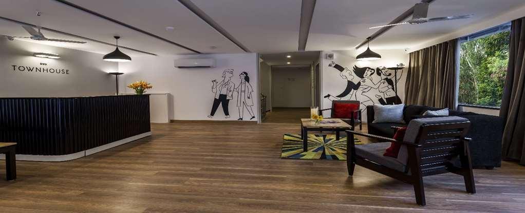 Hotel Oyo Townhouse 5 Jubilee Hills Hyderabad Einrichtungen foto